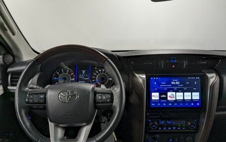 Toyota Fortuner II, 2019 год, 3 350 000 рублей, 21 фотография