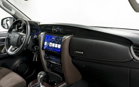 Toyota Fortuner II, 2019 год, 3 350 000 рублей, 19 фотография