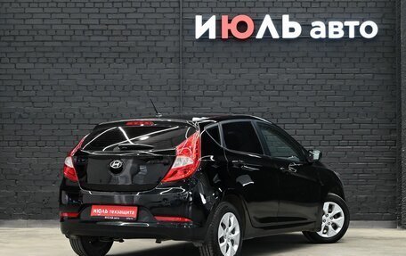 Hyundai Solaris II рестайлинг, 2015 год, 1 090 000 рублей, 7 фотография