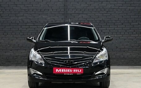 Hyundai Solaris II рестайлинг, 2015 год, 1 090 000 рублей, 2 фотография