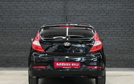 Hyundai Solaris II рестайлинг, 2015 год, 1 090 000 рублей, 5 фотография