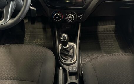 KIA Rio III рестайлинг, 2015 год, 900 000 рублей, 13 фотография
