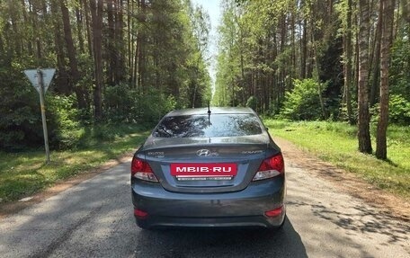 Hyundai Solaris II рестайлинг, 2011 год, 770 000 рублей, 9 фотография