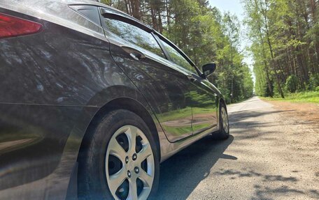 Hyundai Solaris II рестайлинг, 2011 год, 770 000 рублей, 21 фотография