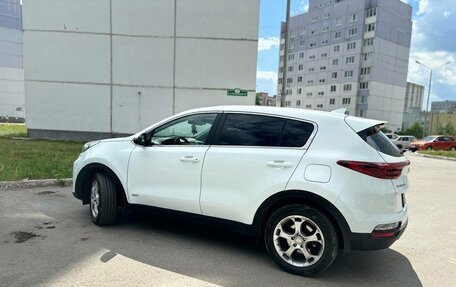 KIA Sportage IV рестайлинг, 2019 год, 2 250 000 рублей, 3 фотография