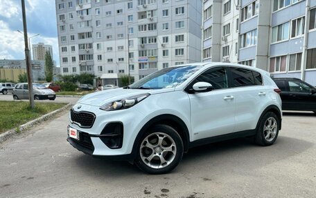 KIA Sportage IV рестайлинг, 2019 год, 2 250 000 рублей, 4 фотография