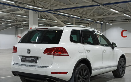 Volkswagen Touareg III, 2013 год, 1 899 000 рублей, 6 фотография