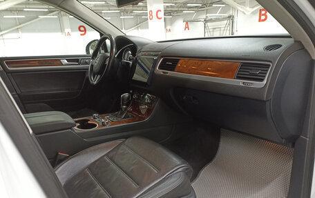 Volkswagen Touareg III, 2013 год, 1 899 000 рублей, 13 фотография