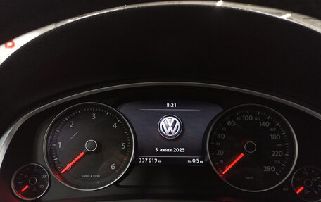 Volkswagen Touareg III, 2013 год, 1 899 000 рублей, 16 фотография