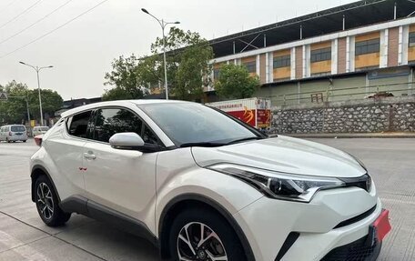 Toyota C-HR I рестайлинг, 2021 год, 1 888 888 рублей, 3 фотография