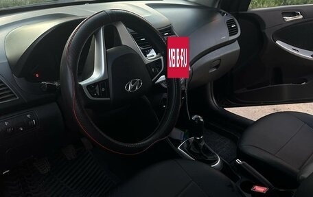 Hyundai Solaris II рестайлинг, 2013 год, 750 000 рублей, 6 фотография