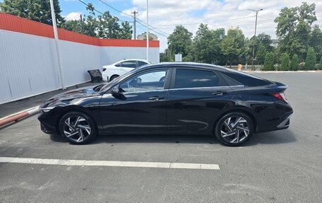 Hyundai Elantra, 2023 год, 2 250 000 рублей, 5 фотография