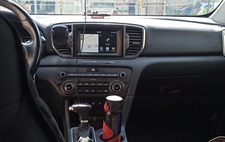 KIA Sportage IV рестайлинг, 2017 год, 1 850 000 рублей, 5 фотография