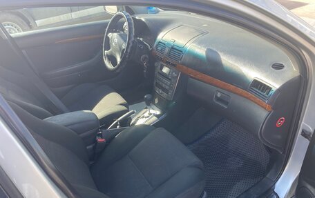 Toyota Avensis III рестайлинг, 2007 год, 750 000 рублей, 3 фотография