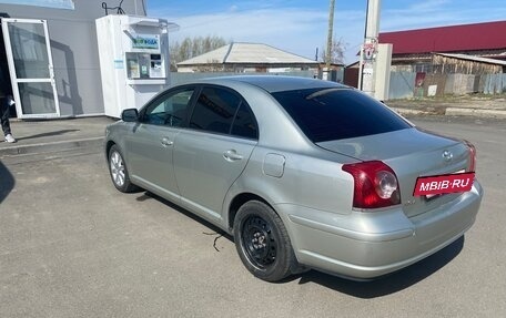 Toyota Avensis III рестайлинг, 2007 год, 750 000 рублей, 20 фотография