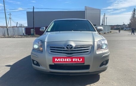 Toyota Avensis III рестайлинг, 2007 год, 750 000 рублей, 23 фотография