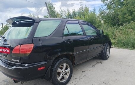 Lexus RX IV рестайлинг, 2000 год, 600 000 рублей, 5 фотография