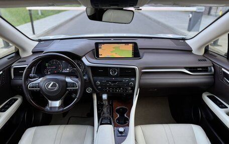 Lexus RX IV рестайлинг, 2018 год, 4 490 000 рублей, 13 фотография