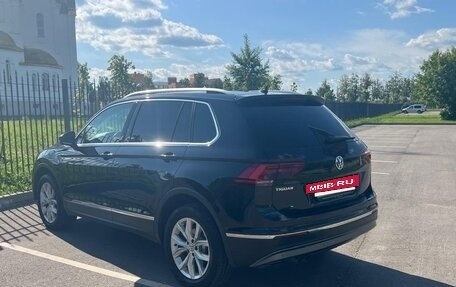 Volkswagen Tiguan II, 2018 год, 1 960 000 рублей, 4 фотография