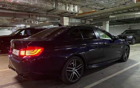 BMW 5 серия, 2010 год, 2 300 000 рублей, 3 фотография