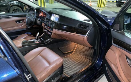 BMW 5 серия, 2010 год, 2 300 000 рублей, 7 фотография