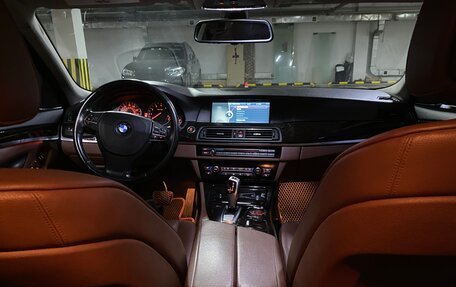 BMW 5 серия, 2010 год, 2 300 000 рублей, 9 фотография