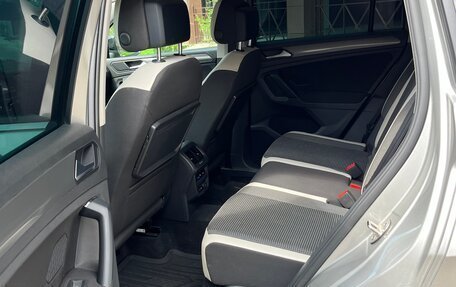 Volkswagen Tiguan II, 2020 год, 2 920 000 рублей, 18 фотография