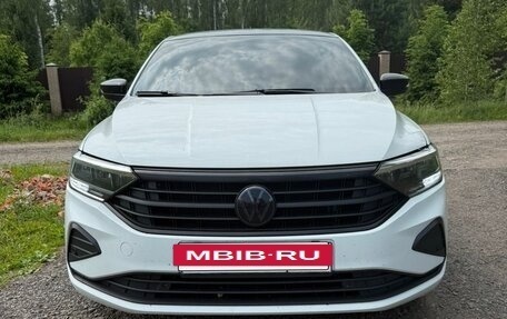 Volkswagen Polo VI (EU Market), 2020 год, 1 280 000 рублей, 2 фотография