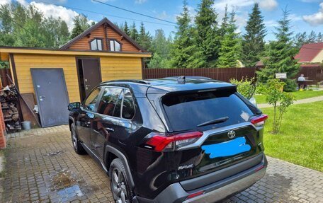 Toyota RAV4, 2022 год, 3 550 000 рублей, 3 фотография