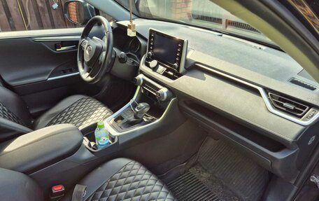 Toyota RAV4, 2022 год, 3 550 000 рублей, 7 фотография