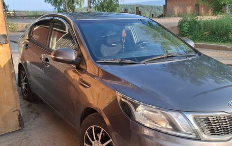 KIA Rio III рестайлинг, 2011 год, 850 000 рублей, 4 фотография