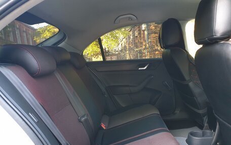 Skoda Rapid I, 2017 год, 1 020 000 рублей, 17 фотография