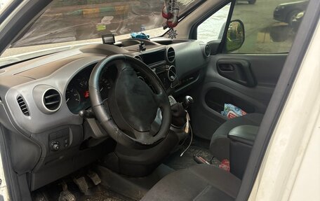 Peugeot Partner II рестайлинг 2, 2010 год, 650 000 рублей, 10 фотография