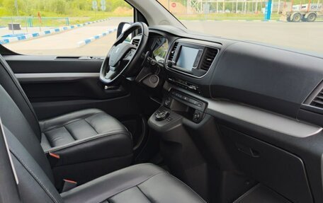 Peugeot Traveller I, 2021 год, 3 800 000 рублей, 6 фотография