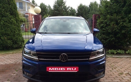 Volkswagen Tiguan II, 2019 год, 2 550 000 рублей, 3 фотография