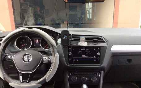 Volkswagen Tiguan II, 2019 год, 2 550 000 рублей, 16 фотография