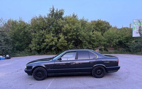 BMW 5 серия, 1992 год, 580 000 рублей, 2 фотография
