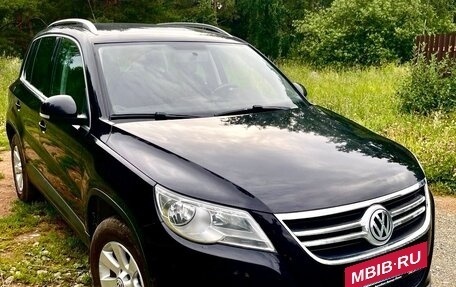 Volkswagen Tiguan I, 2010 год, 950 000 рублей, 1 фотография
