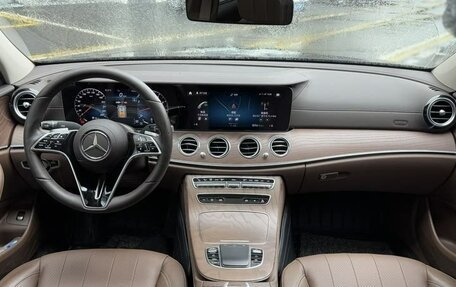 Mercedes-Benz E-Класс, 2022 год, 3 750 006 рублей, 6 фотография