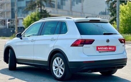 Volkswagen Tiguan II, 2019 год, 2 797 000 рублей, 8 фотография