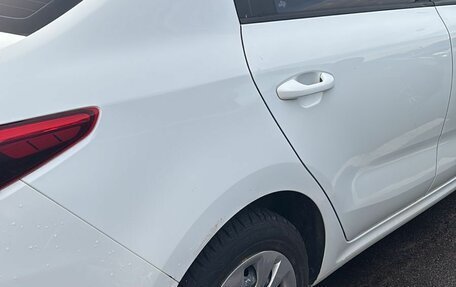 KIA Rio IV, 2018 год, 8 000 000 рублей, 3 фотография