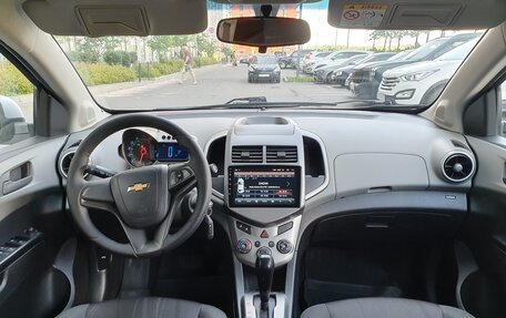 Chevrolet Aveo III, 2014 год, 760 000 рублей, 11 фотография