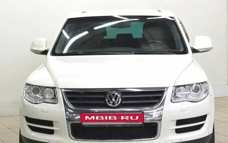Volkswagen Touareg III, 2007 год, 990 000 рублей, 2 фотография