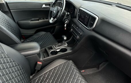 KIA Sportage IV рестайлинг, 2021 год, 2 279 000 рублей, 8 фотография