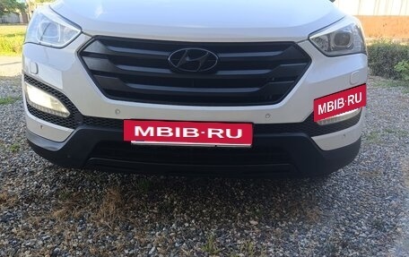 Hyundai Santa Fe III рестайлинг, 2013 год, 1 850 000 рублей, 2 фотография