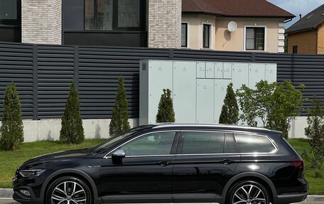 Volkswagen Passat B8 рестайлинг, 2020 год, 3 150 000 рублей, 27 фотография