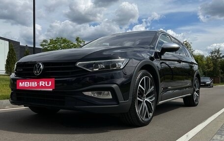 Volkswagen Passat B8 рестайлинг, 2020 год, 3 150 000 рублей, 25 фотография