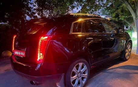 Cadillac SRX II рестайлинг, 2010 год, 1 090 000 рублей, 2 фотография