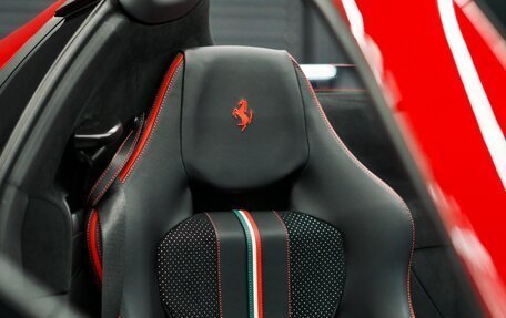 Ferrari 812, 2021 год, 49 900 000 рублей, 13 фотография