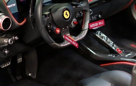Ferrari 812, 2021 год, 49 900 000 рублей, 9 фотография